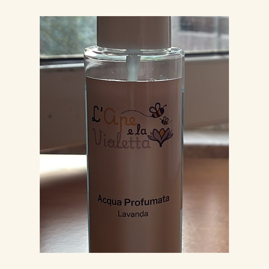 Flacone spray di acqua profumata alla lavanda da 100 ml
